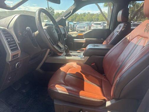 WHITE PLATINUM METALLIC TC 2019 Ford F-150 King Ranch