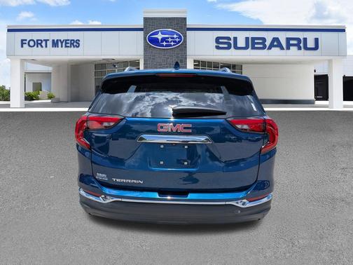 Blue Emerald Metallic 2021 GMC Terrain SLT