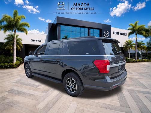 Dark Matter Gray Metallic 2024 Ford Expedition Max XLT