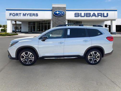 Crystal White Pearl 2025 Subaru Ascent Touring 7-Passenger