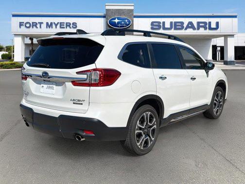 Crystal White Pearl 2025 Subaru Ascent Touring 7-Passenger