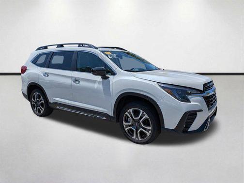 Crystal White Pearl 2025 Subaru Ascent Touring 7-Passenger