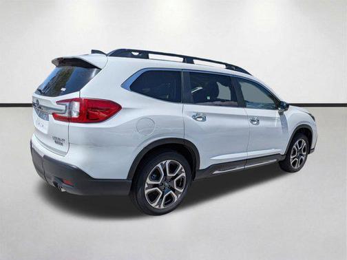 Crystal White Pearl 2025 Subaru Ascent Touring 7-Passenger