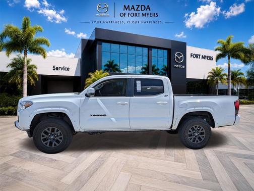 Ice Cap 2023 Toyota Tacoma SR5