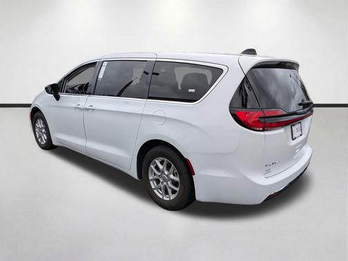 Bright White Clearcoat 2024 Chrysler Pacifica Touring L