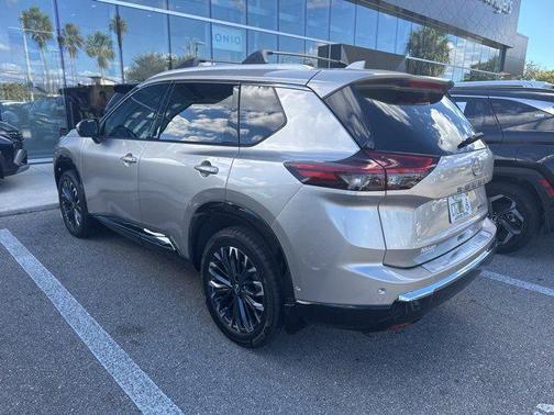 2025 Nissan Rogue Platinum