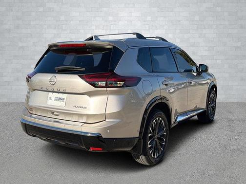 2025 Nissan Rogue Platinum