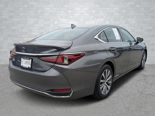2020 Lexus ES 300h Base