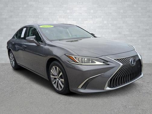 2020 Lexus ES 300h Base