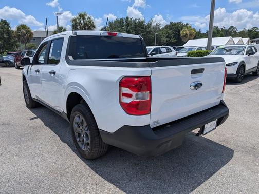 OXFORD WHITE 2024 Ford Maverick XLT