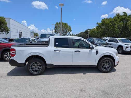 OXFORD WHITE 2024 Ford Maverick XLT