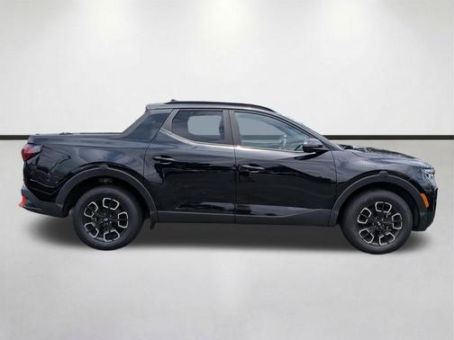 Phantom Black 2022 Hyundai SANTA CRUZ SEL Premium