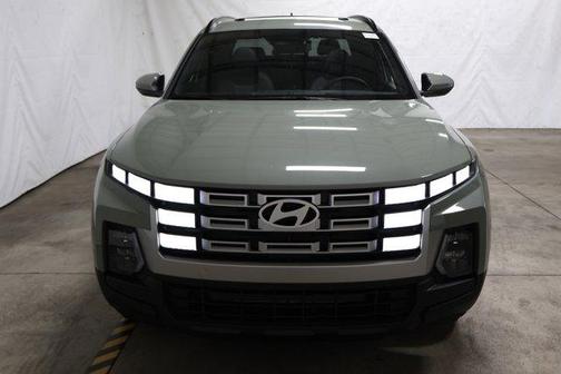 2025 Hyundai SANTA CRUZ SEL Activity