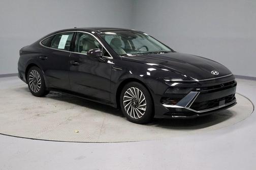 2024 Hyundai SONATA Hybrid Limited