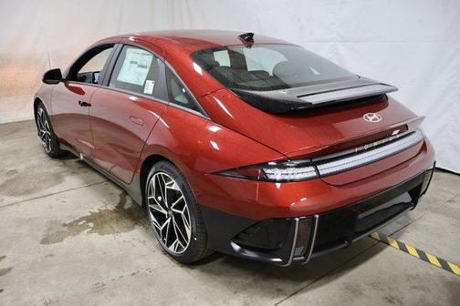 2025 Hyundai IONIQ 6 SEL