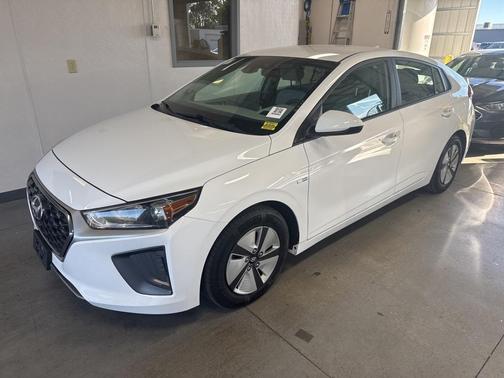 2020 Hyundai IONIQ Hybrid Blue