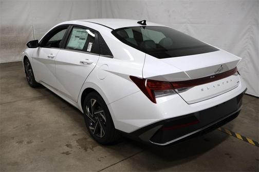 2025 Hyundai ELANTRA HEV Limited