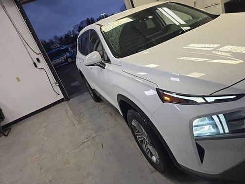 2022 Hyundai SANTA FE SE