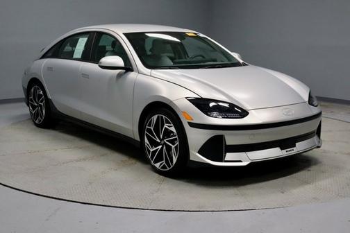 2024 Hyundai IONIQ 6 SEL
