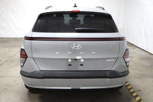 2025 Hyundai KONA EV SEL