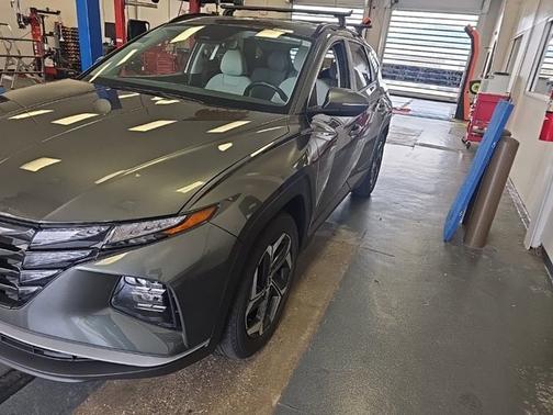 Gray 2023 Hyundai TUCSON SEL