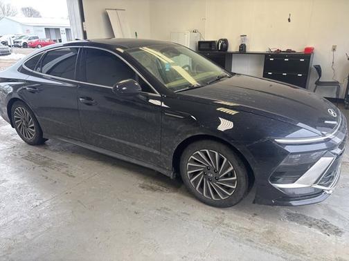 2024 Hyundai SONATA Hybrid Limited