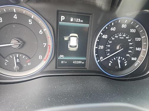 2021 Hyundai KONA SEL