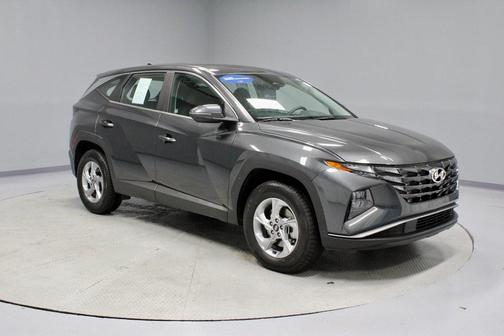2022 Hyundai TUCSON SE