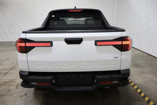 2025 Hyundai SANTA CRUZ SE