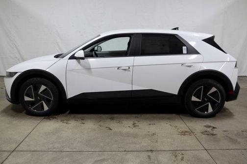 2025 Hyundai IONIQ 5 SE