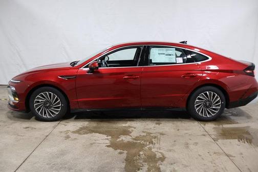 2025 Hyundai SONATA Hybrid SEL