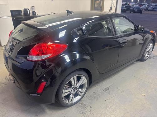 2017 Hyundai Veloster Value Edition