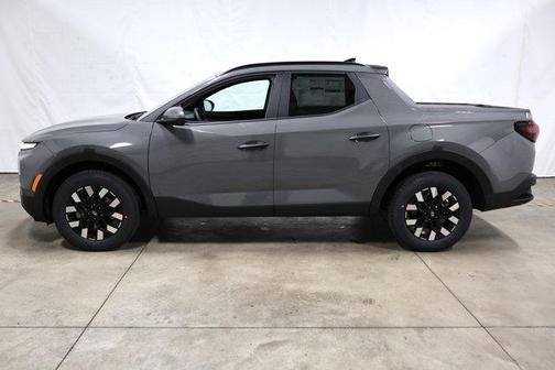 2025 Hyundai SANTA CRUZ SEL Activity