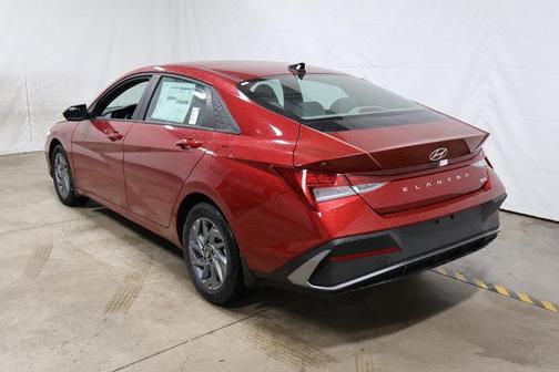2025 Hyundai ELANTRA HEV Blue