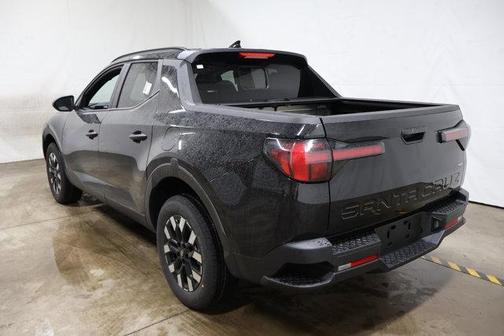 2025 Hyundai SANTA CRUZ SEL Activity