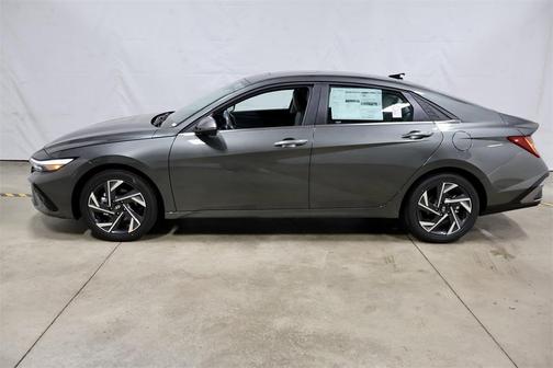 2025 Hyundai ELANTRA HEV Limited