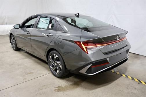 2025 Hyundai ELANTRA HEV Limited