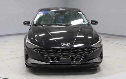 2022 Hyundai ELANTRA Limited