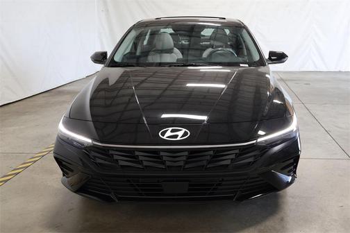 2025 Hyundai ELANTRA HEV Limited