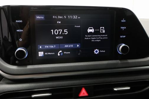 2023 Hyundai SONATA SE