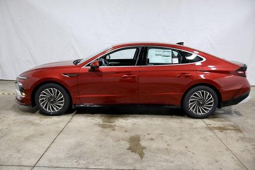 2025 Hyundai SONATA Hybrid SEL