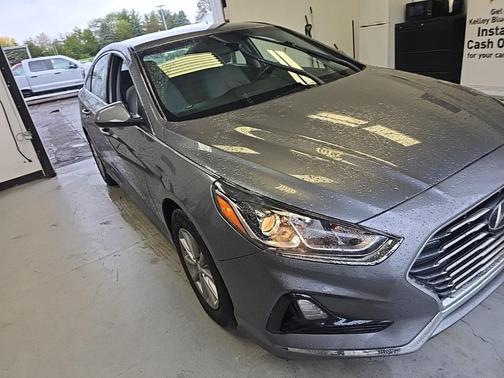 2018 Hyundai SONATA SE