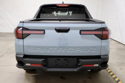 2025 Hyundai SANTA CRUZ SEL Activity