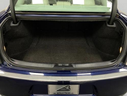 2016 Chrysler 300 Limited
