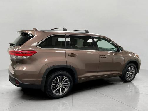 2017 Toyota Highlander Hybrid XLE