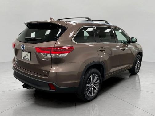 2017 Toyota Highlander Hybrid XLE