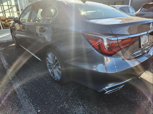 2018 Acura RLX Technology Package