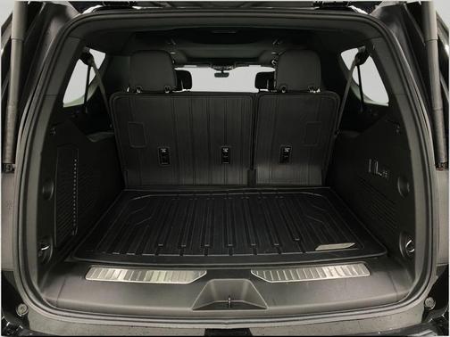 2025 GMC Yukon XL 4WD AT4