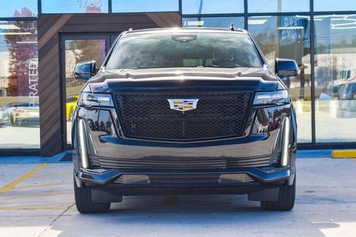 2023 Cadillac Escalade ESV Sport