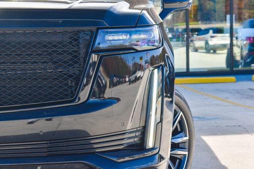 2023 Cadillac Escalade ESV Sport